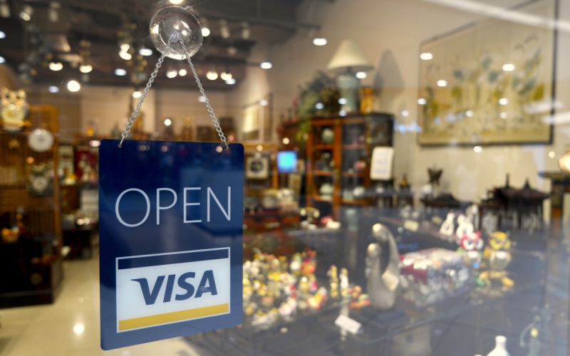 magasin-VALLAURIS-min_open_sign_visa_sign_open_store_sign_visa_credit_card_business-810443